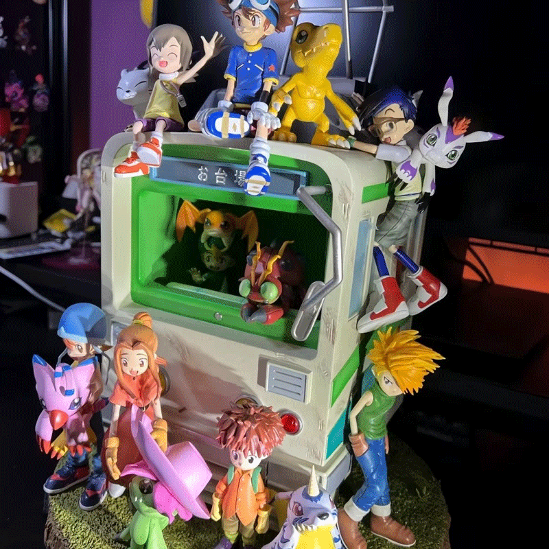 Digimon - All First Gen Digimon & Partners (Original Memory Family Portrait) Statue - Image 2