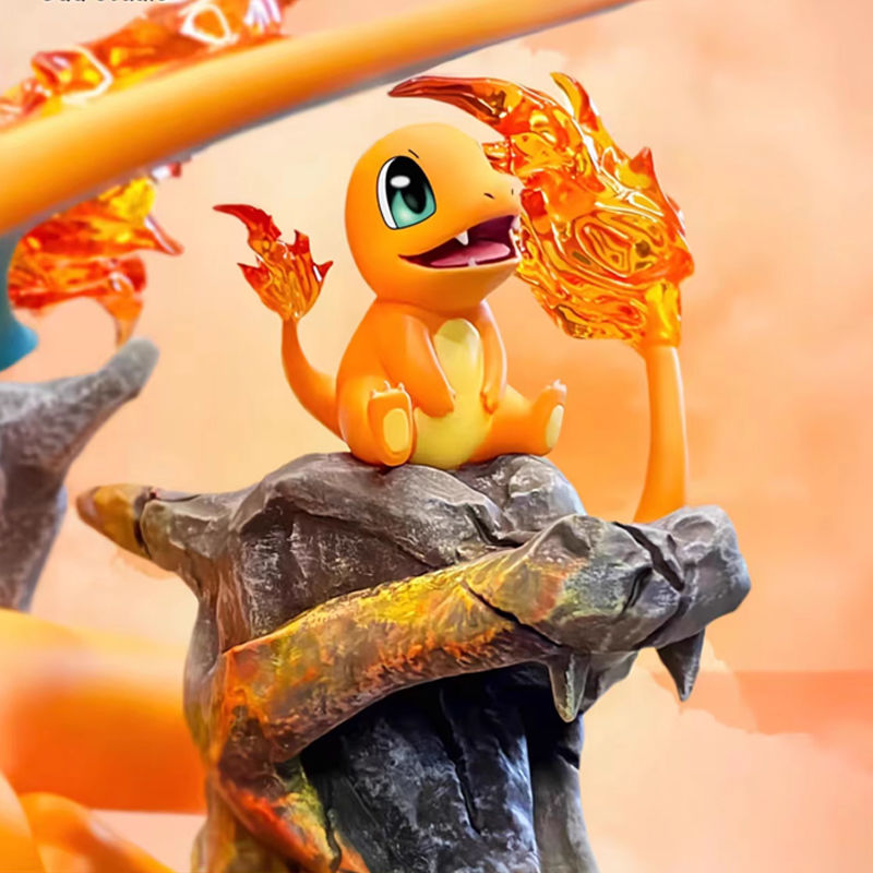 Pokemon - Charizard (Fire Type Full Family Set) Statue - Image 3