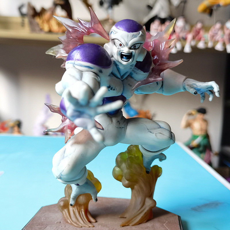 Dragon Ball Z - Second Form Battle Frieza PVC Collectible Figure - Image 3