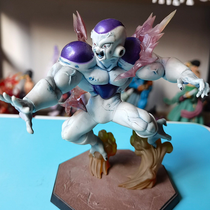 Dragon Ball Z - Second Form Battle Frieza PVC Collectible Figure - Image 2