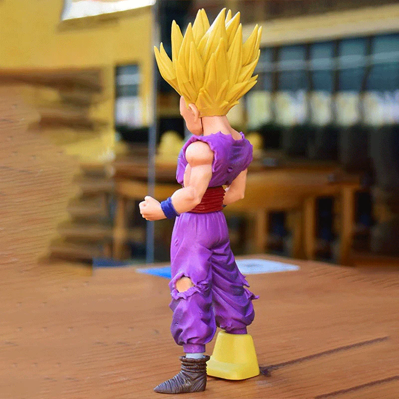 Dragon Ball Z - Super Saiyan 2 Gohan (Battle Damaged Version) PVC Figure - Image 5