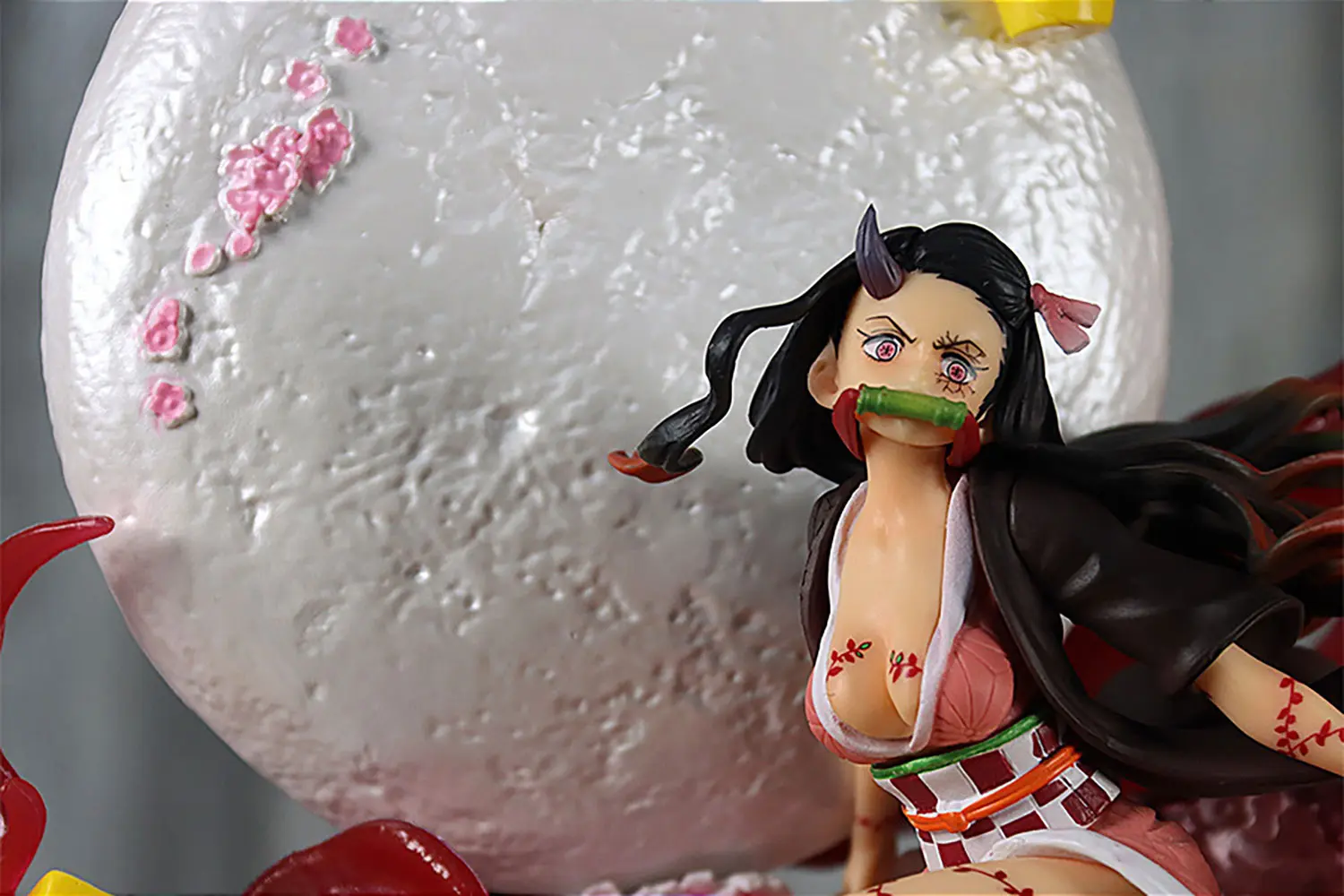 Demon Slayer: Kimetsu no Yaiba - Nezuko Kamado (Exploding Blood Version) Figure - Image 6