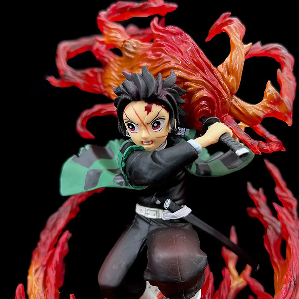 Demon Slayer - Tanjiro Kamado (Flame Breathing) Figure - Image 3