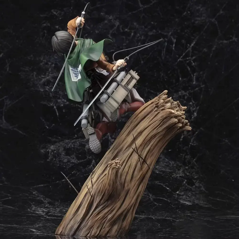 Attack on Titan - Levi Ackermann (Tree Stump Base Version) Figure - Image 5