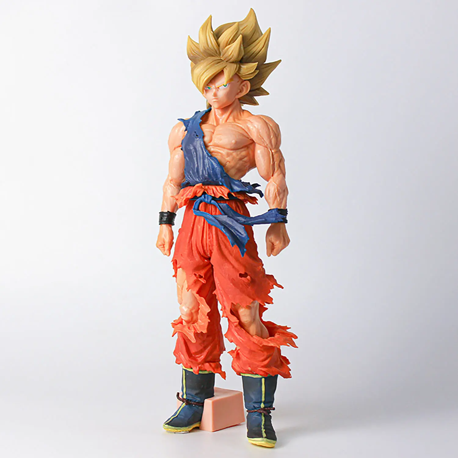 Dragon Ball Z - Goku (Battle Damaged Original Color Version) Statue