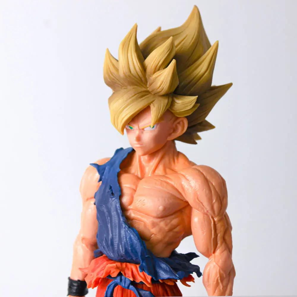 Dragon Ball Z - Goku (Battle Damaged Original Color Version) Statue - Image 2