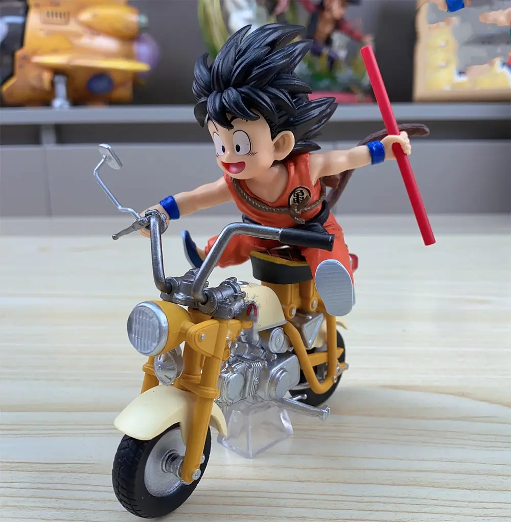 Dragon Ball Z - Goku Riding Motorcycle Statue - Image 2