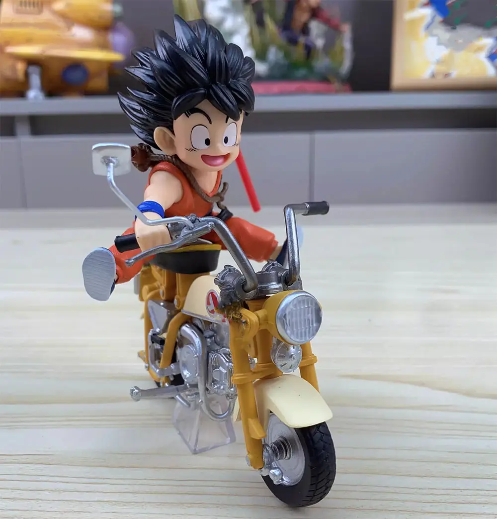 Dragon Ball Z - Goku Riding Motorcycle Statue - Image 4