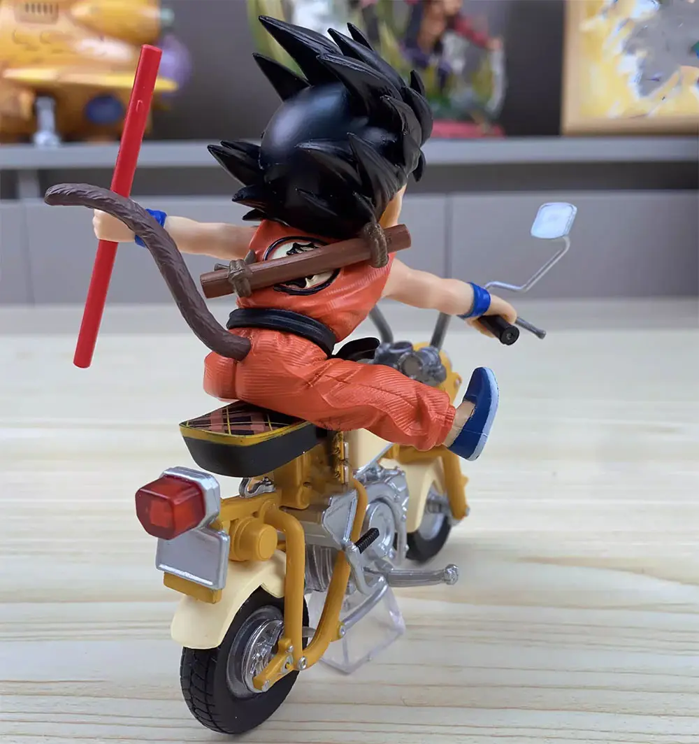 Dragon Ball Z - Goku Riding Motorcycle Statue - Image 5