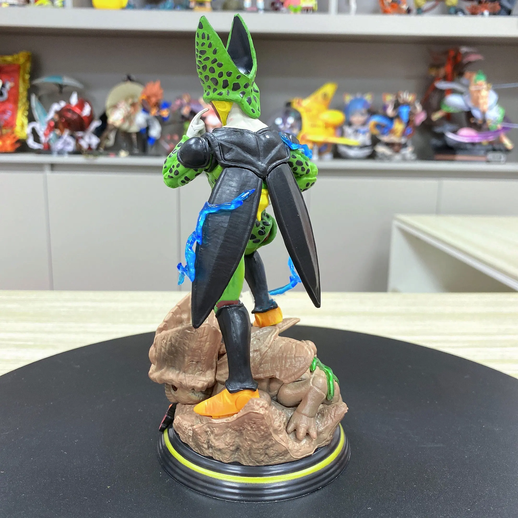 Dragon Ball Z - Perfect Cell Statue - Image 4