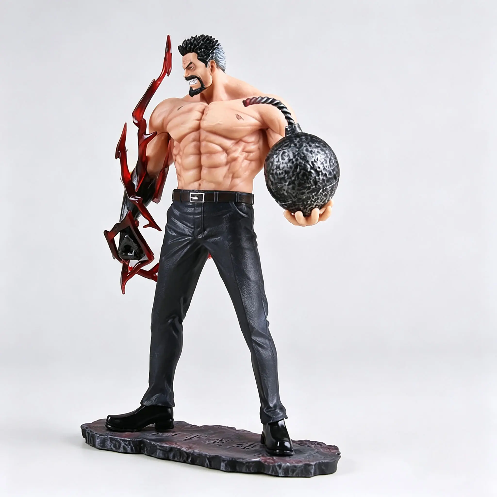 One Piece - Monkey D. Garp (Black Pants Iron Fist Version) Statue - Image 4