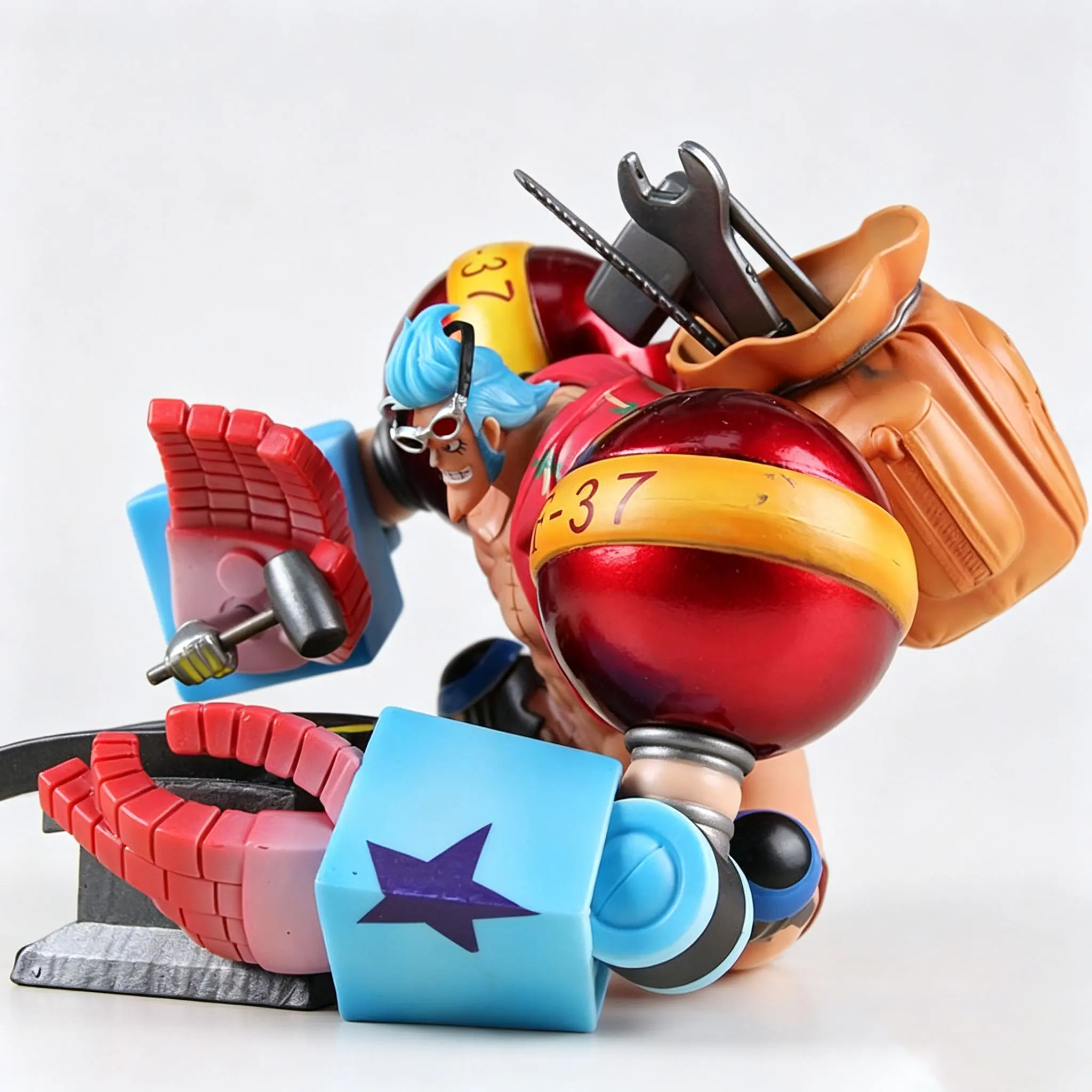 One Piece - Franky (Sitting Pose Version) Statue - Image 2
