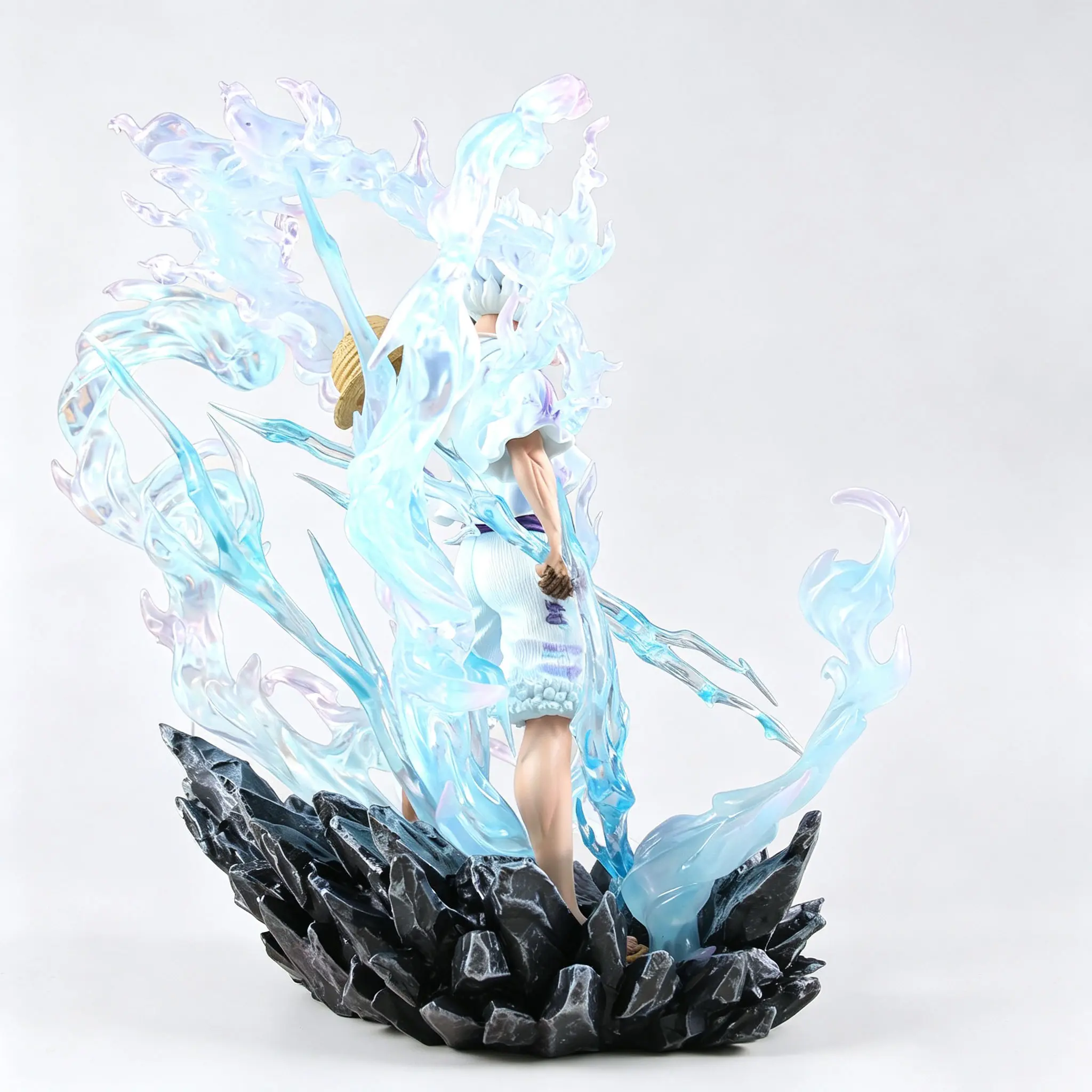 One Piece - Gear 5 Luffy (Bursting Aura Sun God Nika Version) Statue - Image 4