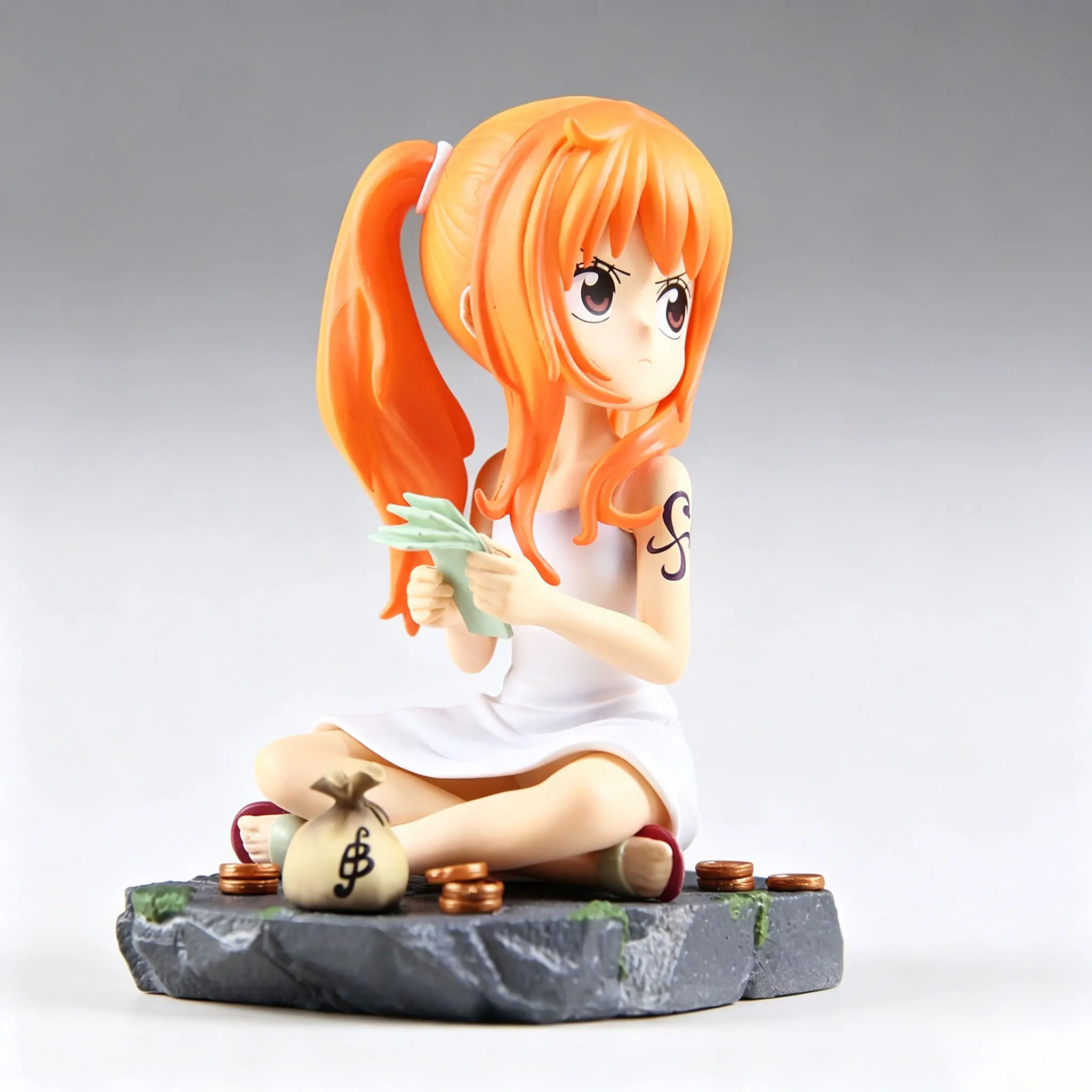 One Piece - Childhood Nami (Sitting Pose Version) Statue - Image 5
