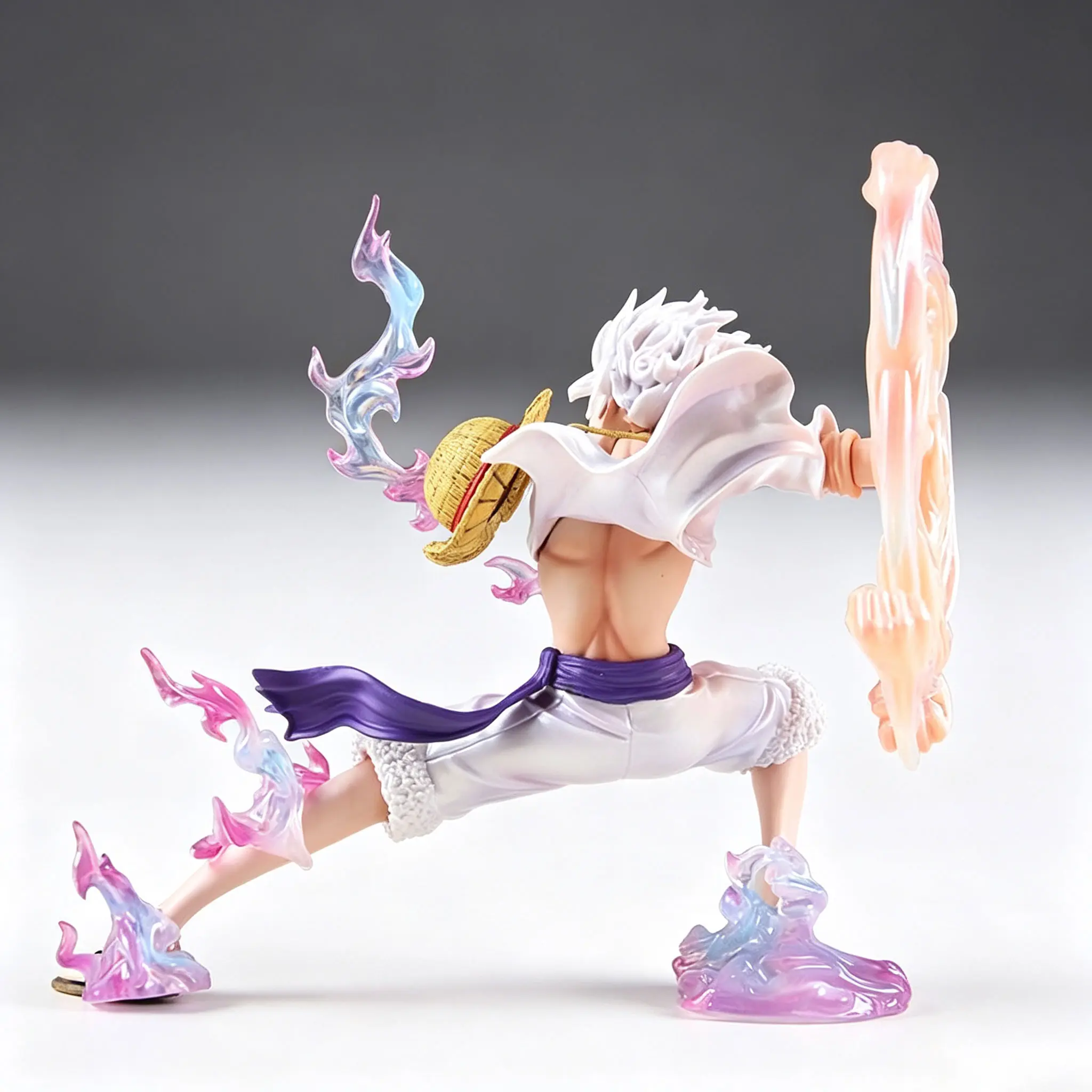One Piece - Monkey D. Luffy (Gear 5th Stretching / Arm-Swinging Punch Version) Statue - Image 4
