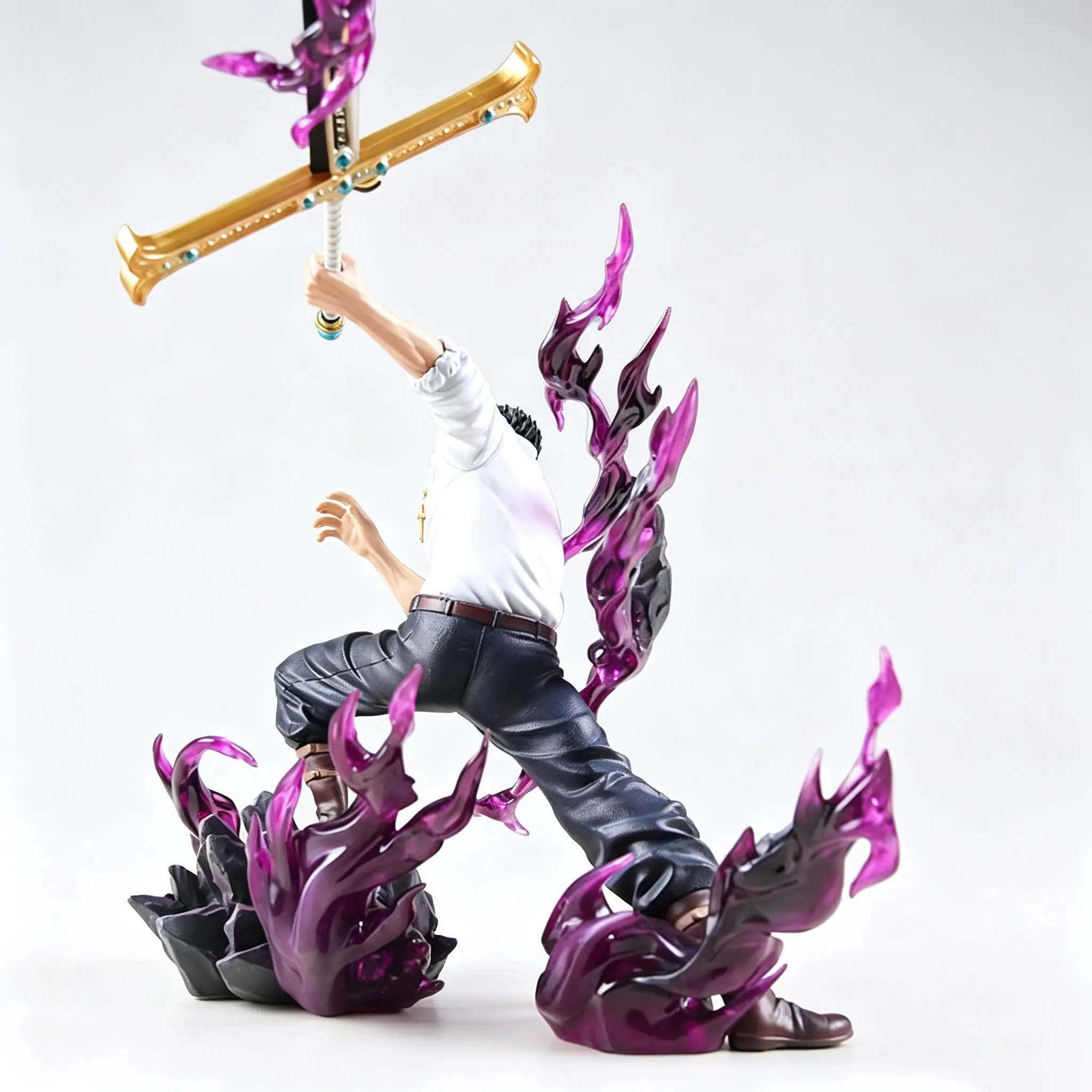 One Piece - Dracule Mihawk Statue - Image 4
