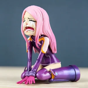 One Piece – Jewelry Bonney (Kneeling and Crying Version) Statue
