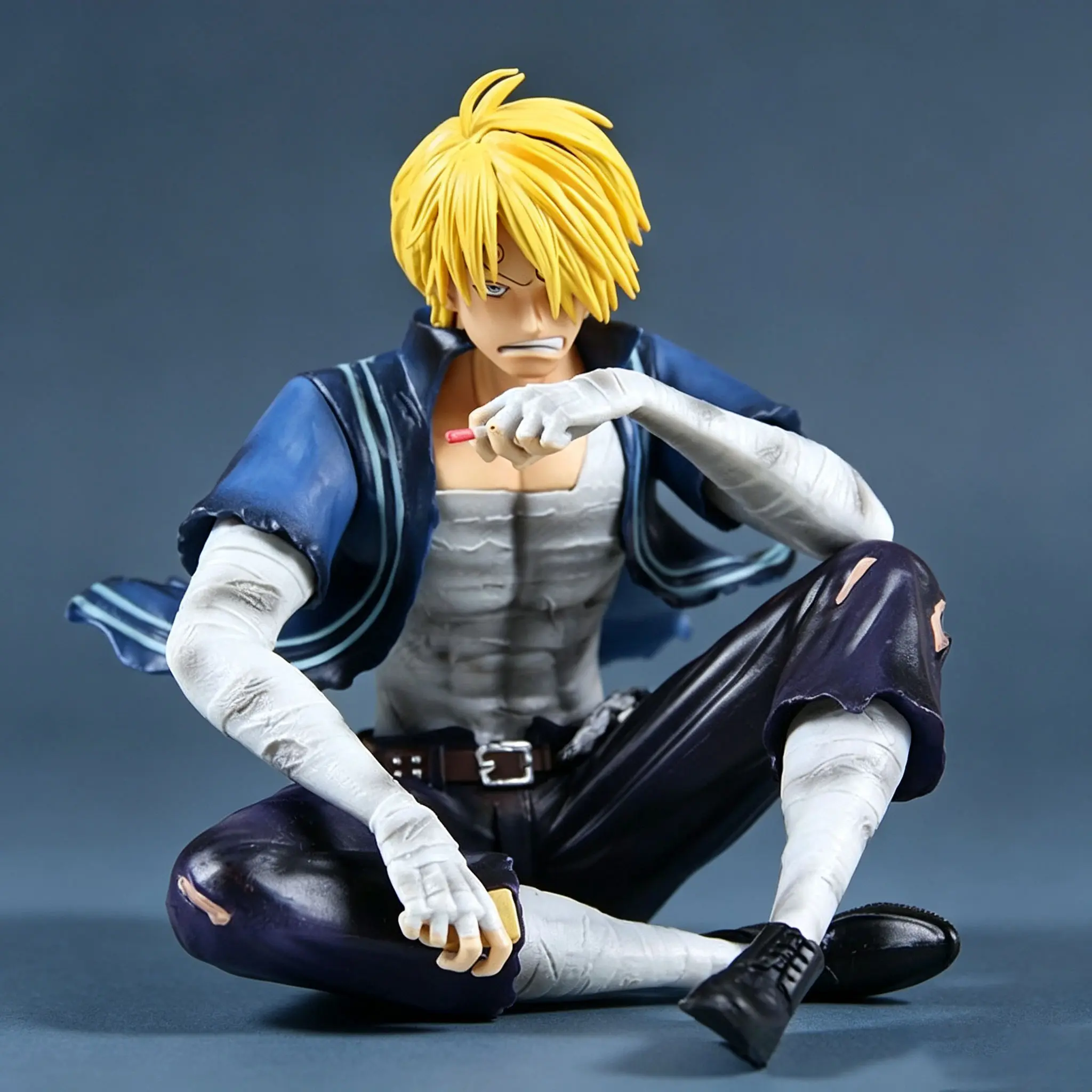 One Piece - Vinsmoke Sanji (Battle-Damaged Version) Statue - Image 2